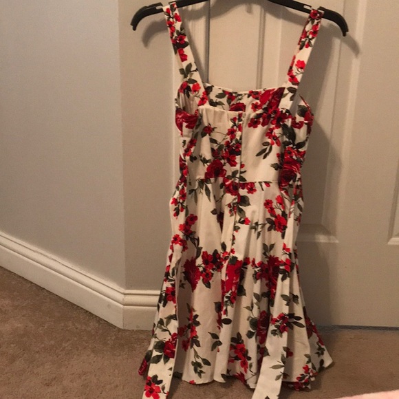 Rose Dress - Picture 2 of 2